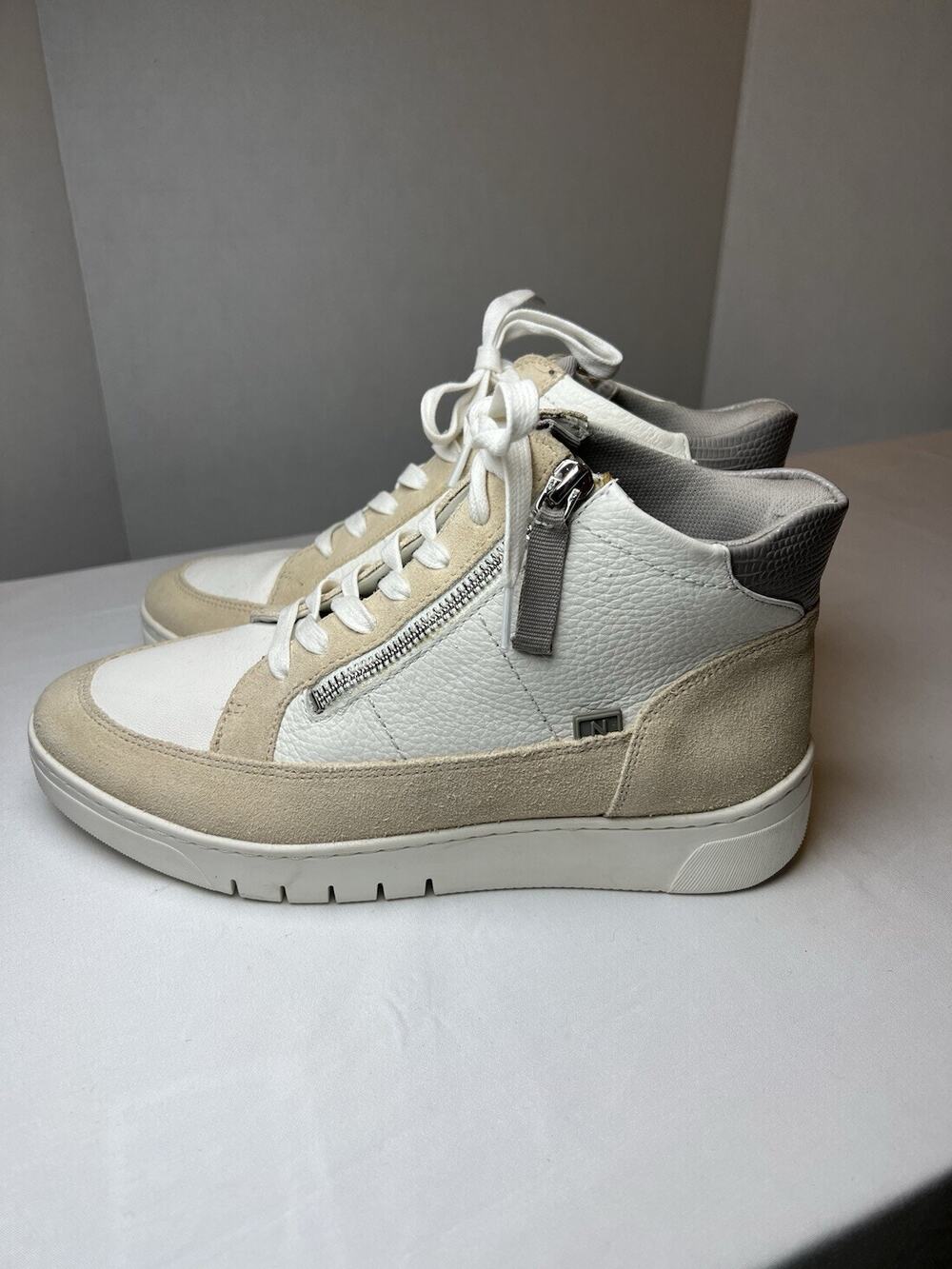 Naturalizer Hadley-Hi Sneakers Women’s Shoes Leather Suede 7.5 EUR 37.5 Runs Lrg